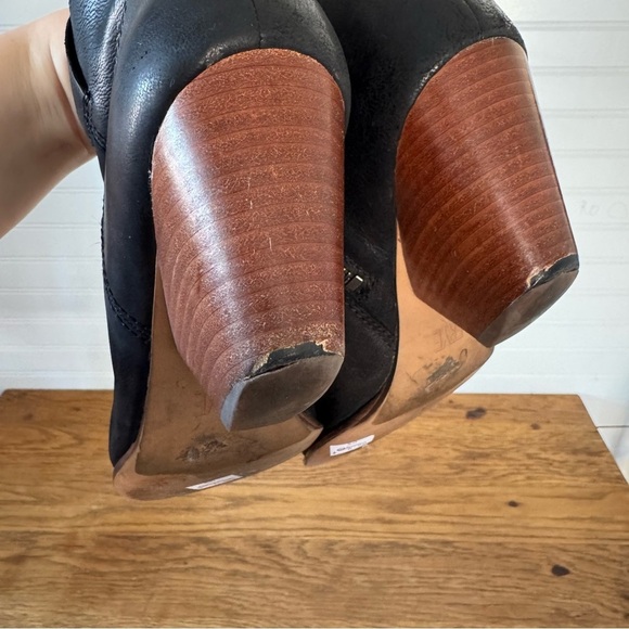 frye regina womens size 7.5 shoes black leather side zip wedge ankle booties - Picture 11 of 12